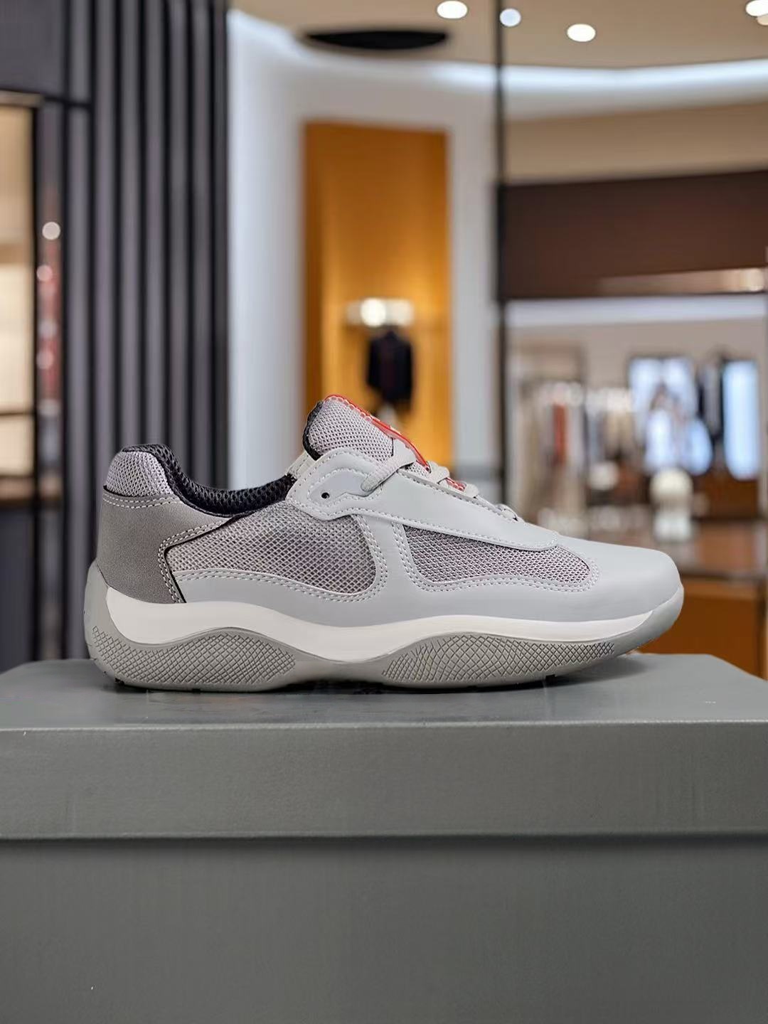 2026 New Hot brand luxury plat - Men Shoes Prada avaliação e preço