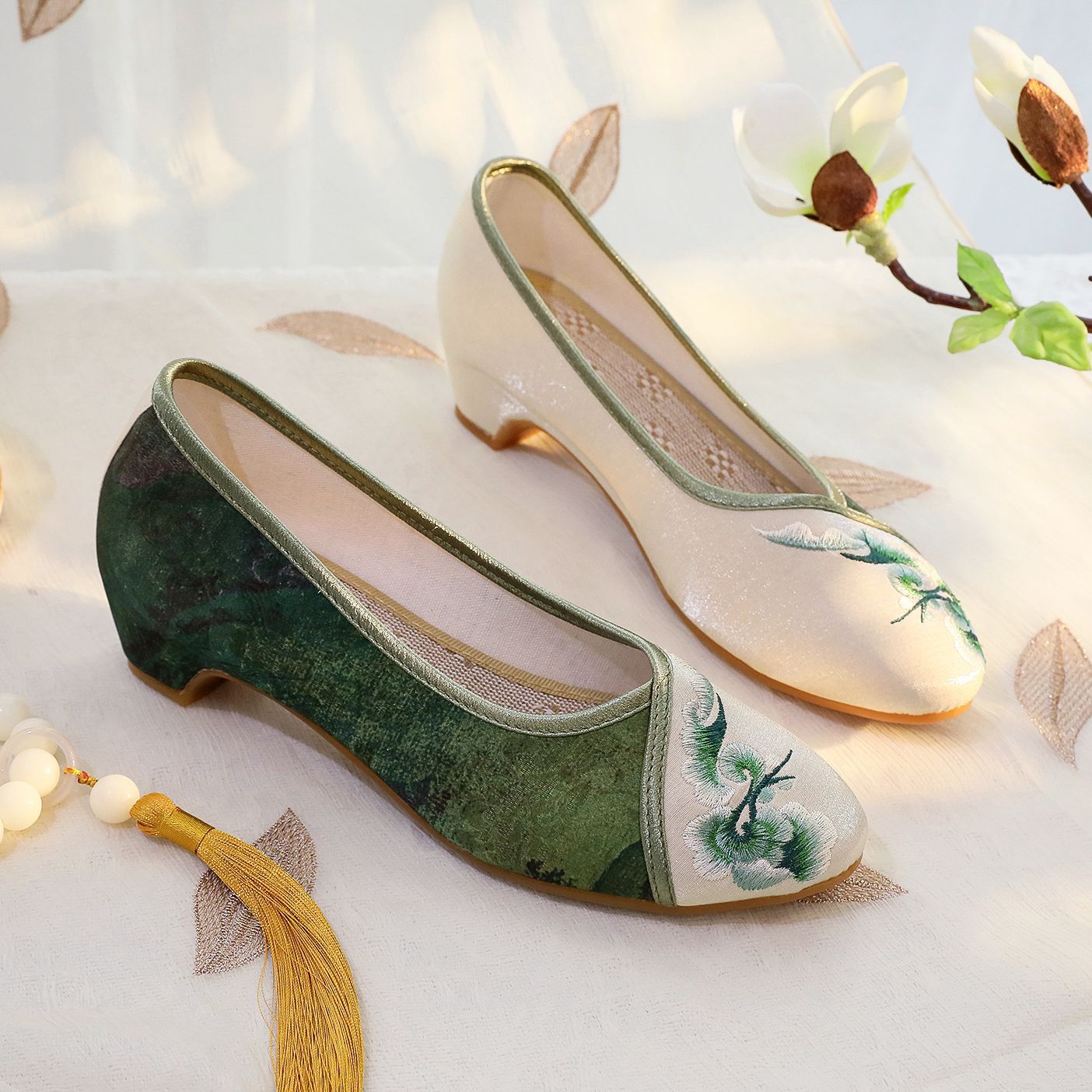 Size 35-40 Summer Old Beijing  - Dress Shoe Pointed avaliação e preço