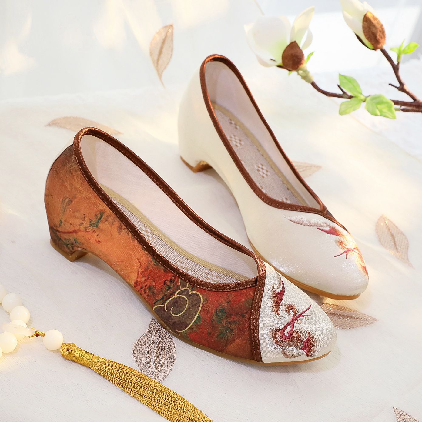 Size 35-40 Summer Old Beijing  - Dress Shoe Pointed avaliação e preço