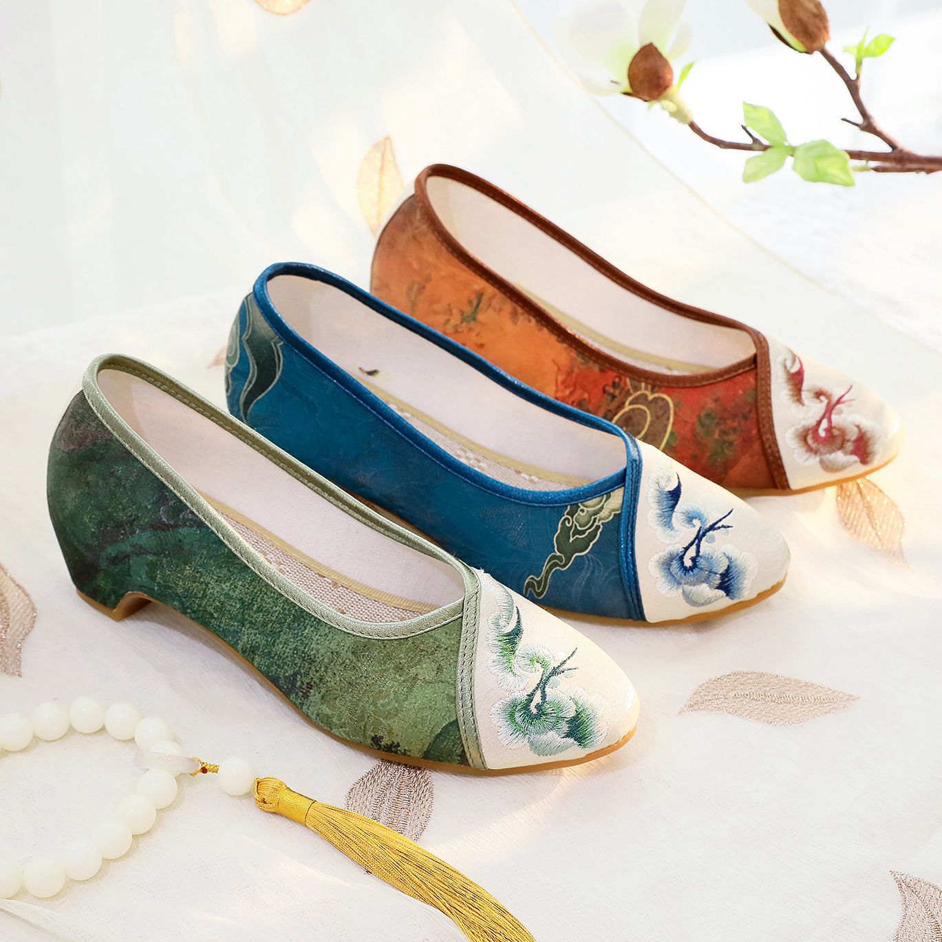 Size 35-40 Summer Old Beijing  - Dress Shoe Pointed avaliação e preço
