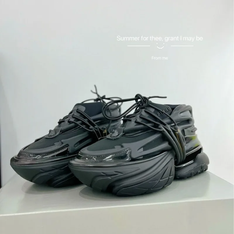 2026 Luxury Brand Running Shoe - Men Shoes Vs Women avaliação e preço
