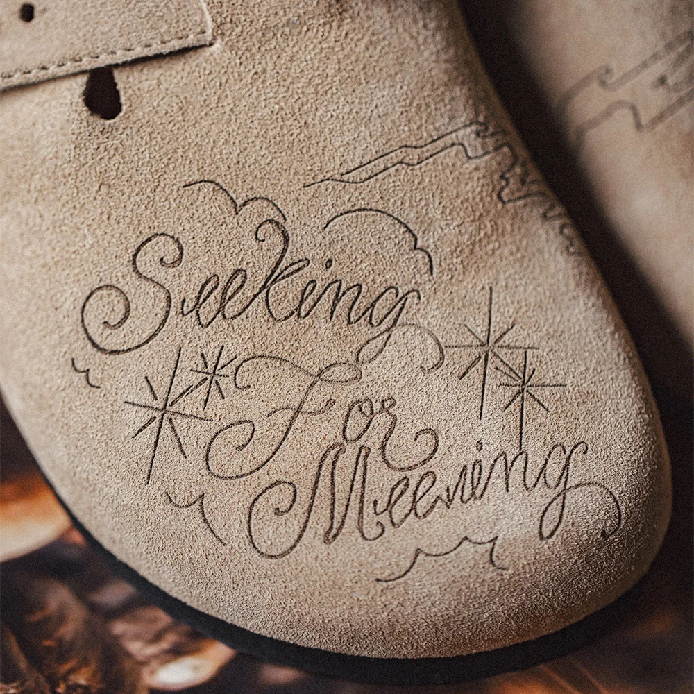 Maden Illustration Mules Shoes - Men Shoes Illustration avaliação e preço