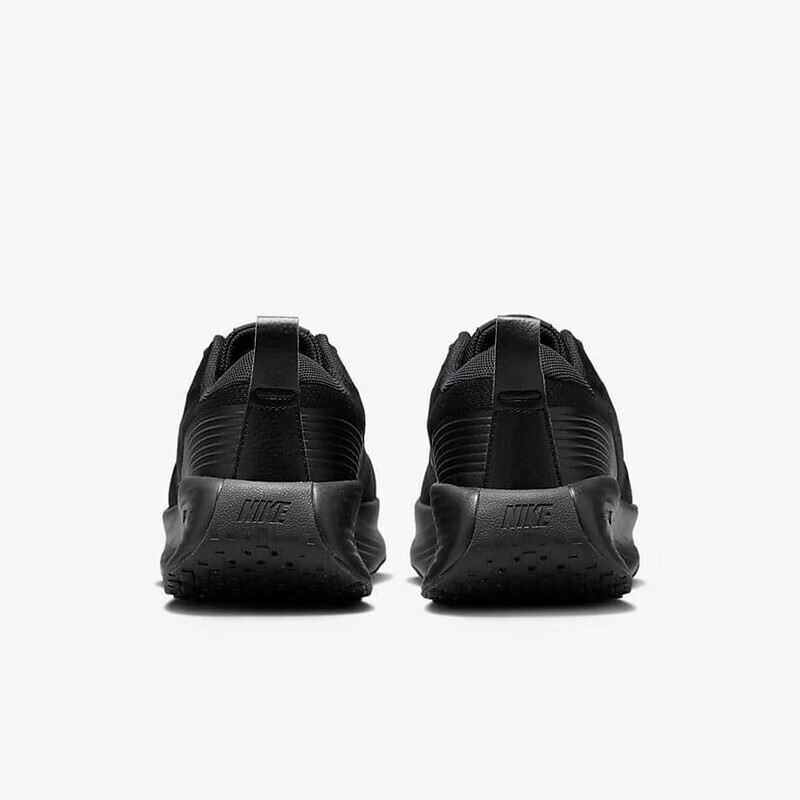 Nike's New Black Warrior Soft- - Men Shoes Must Have avaliação e preço